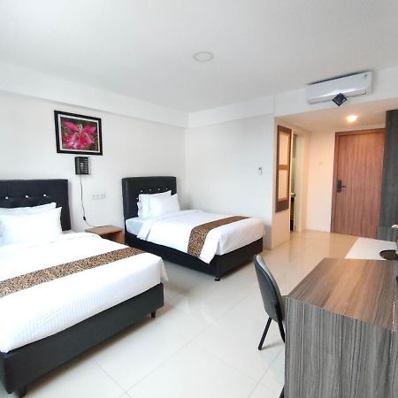 Golden Ganesha Hotel Yogyakarta Gondowulung Bagian luar foto