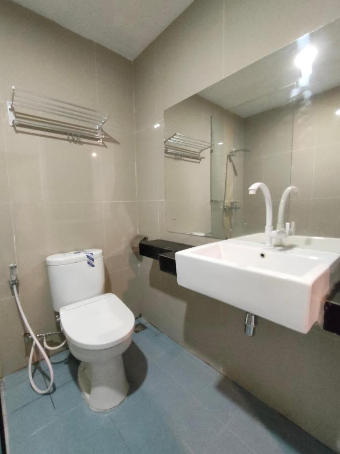 Golden Ganesha Hotel Yogyakarta Gondowulung Bagian luar foto